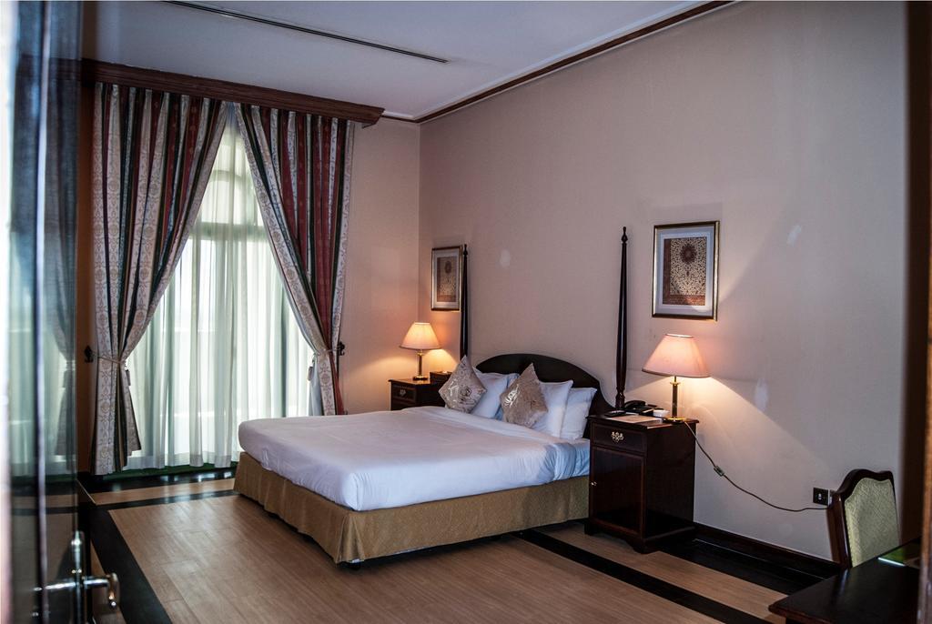 Cassells Ghantoot Hotel & Resort Bilik gambar